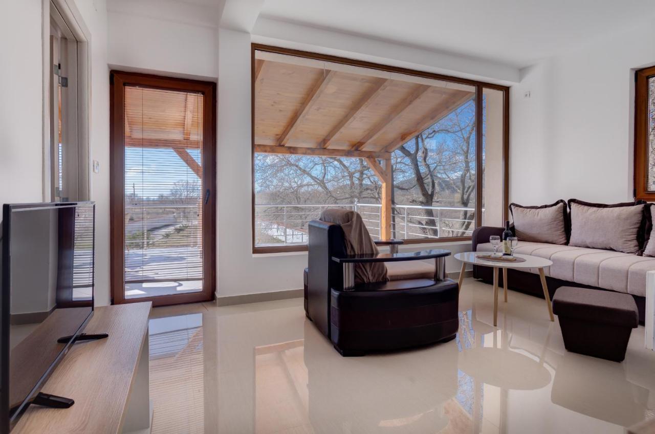 Stars Residence Petrovac エクステリア 写真