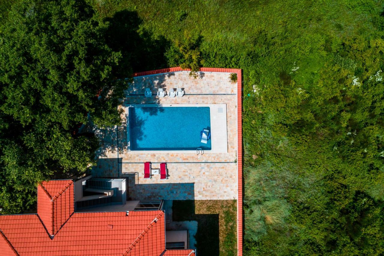 Stars Residence Petrovac エクステリア 写真